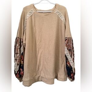 Entro Boho Waffle Knit Top 2X Cream Floral Sleeve Lace Detail Blouse